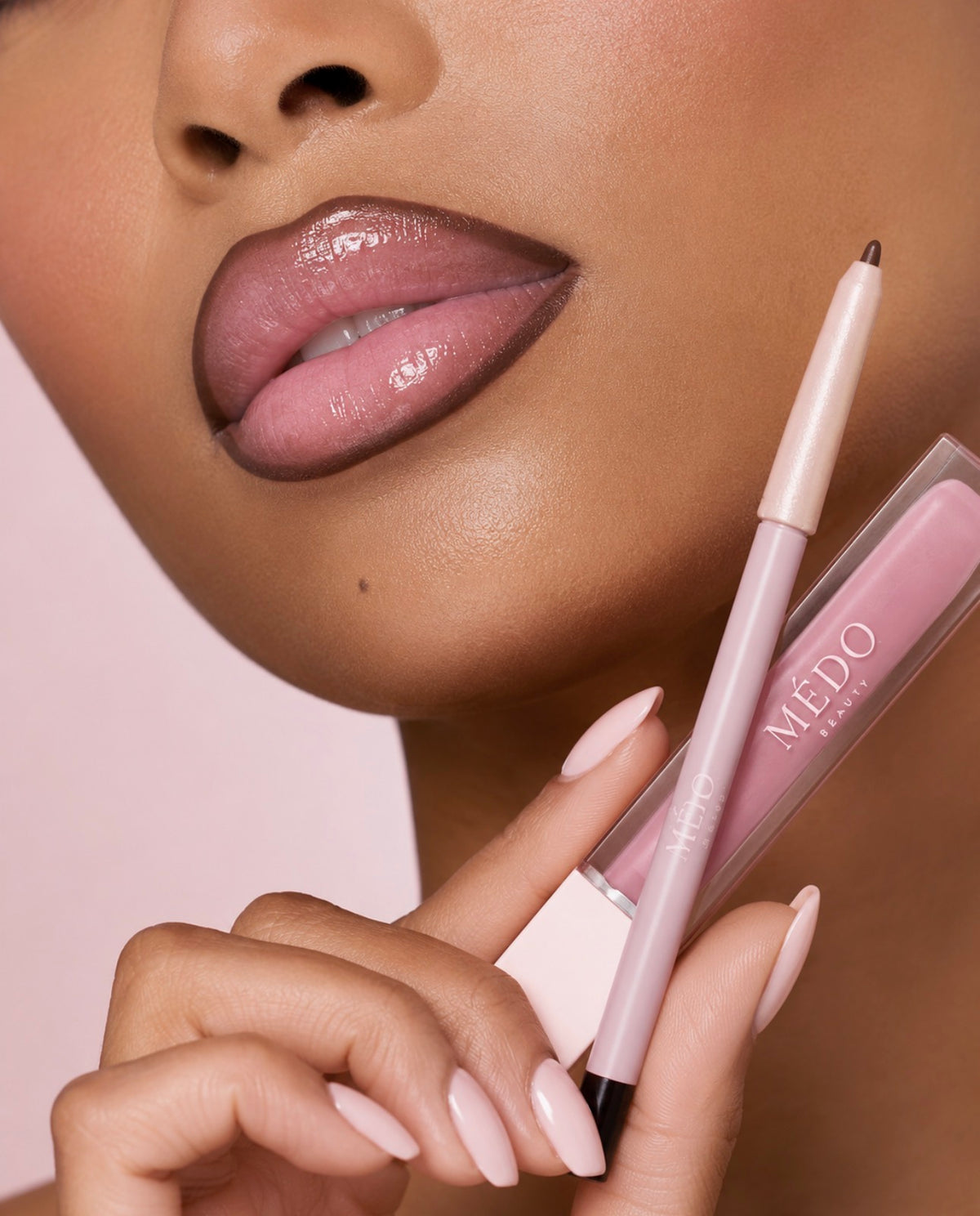 MÉDO Lip Liner